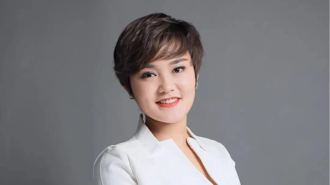【每日一星】小美女皮肤和身材都变好啦！--杨欢