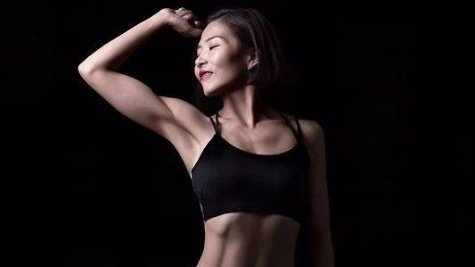 【每日一星】遇见如新，预见更好的我们--周艳