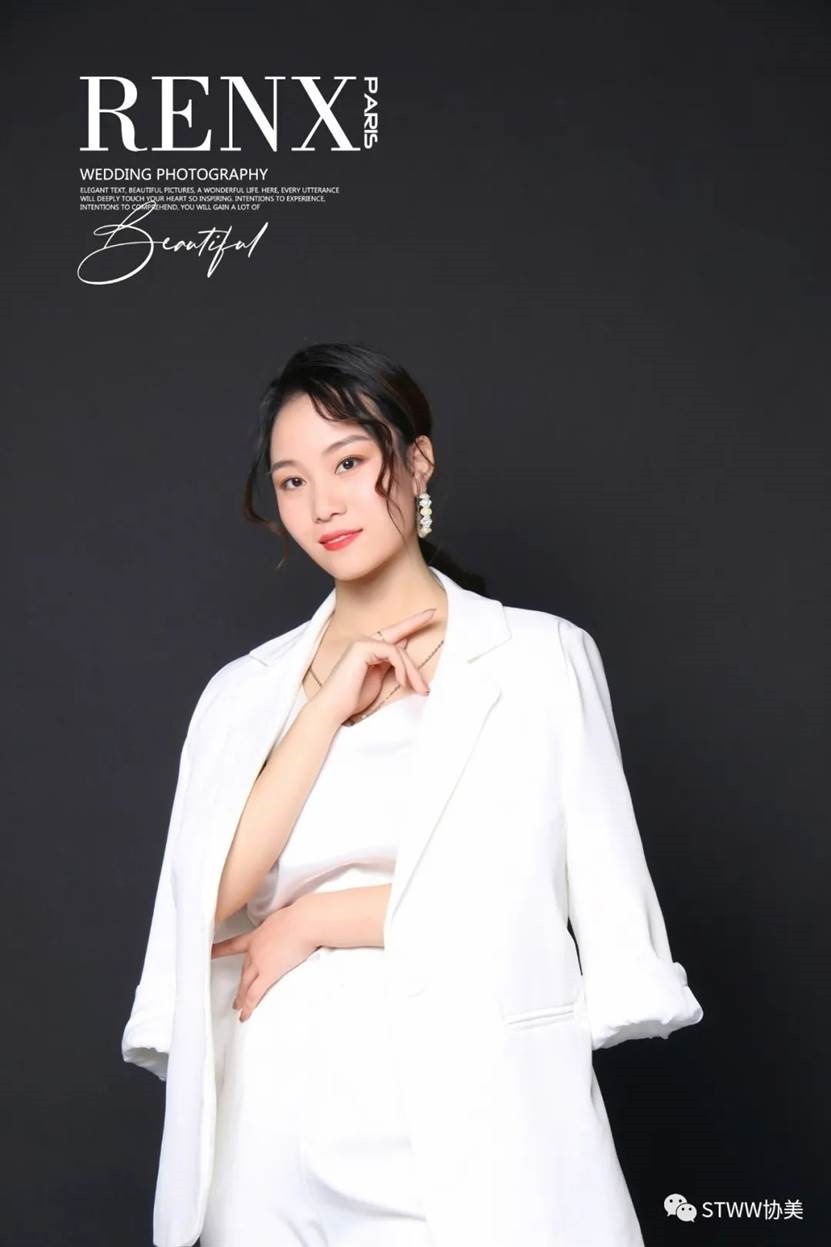 【每日一星】95后大脸福利--张艳